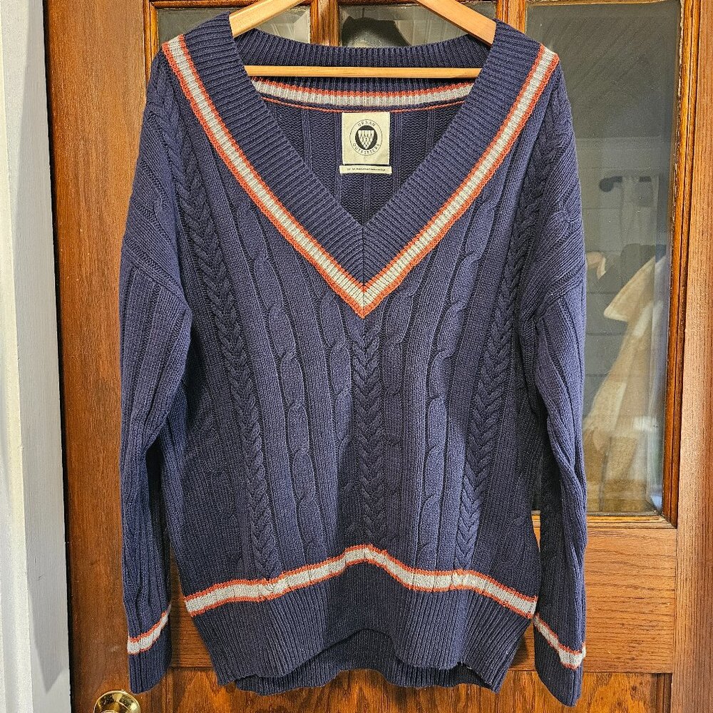 Urban Outfitters V-Neck Knitted Navy Sweater - Size Medium